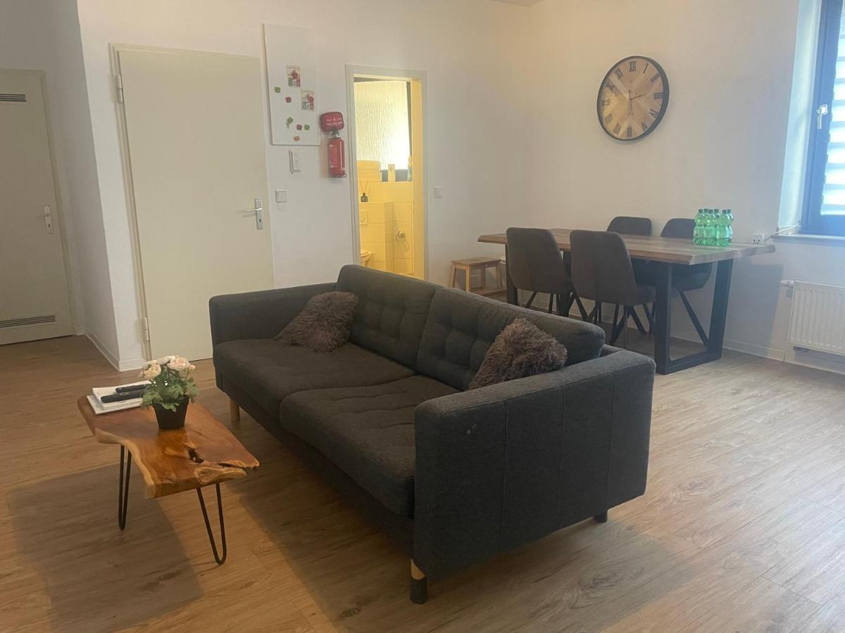 Zentrale Wohnung Direkt Am Hauptbahnhof - Bismarck Düsseldorf Exterior foto